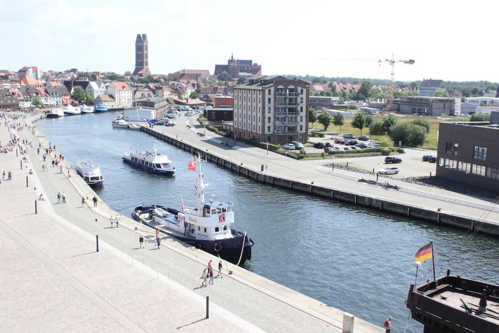 Ohlerich Speicher - Schlafen Im Hafen Wißmar Dış mekan fotoğraf